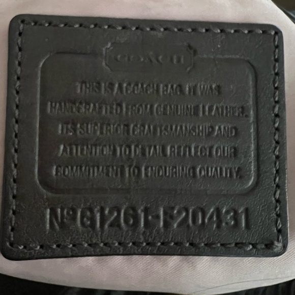 Vintage Coach Brown Patent Leather Shoulder Bag - Picture 14 of 14